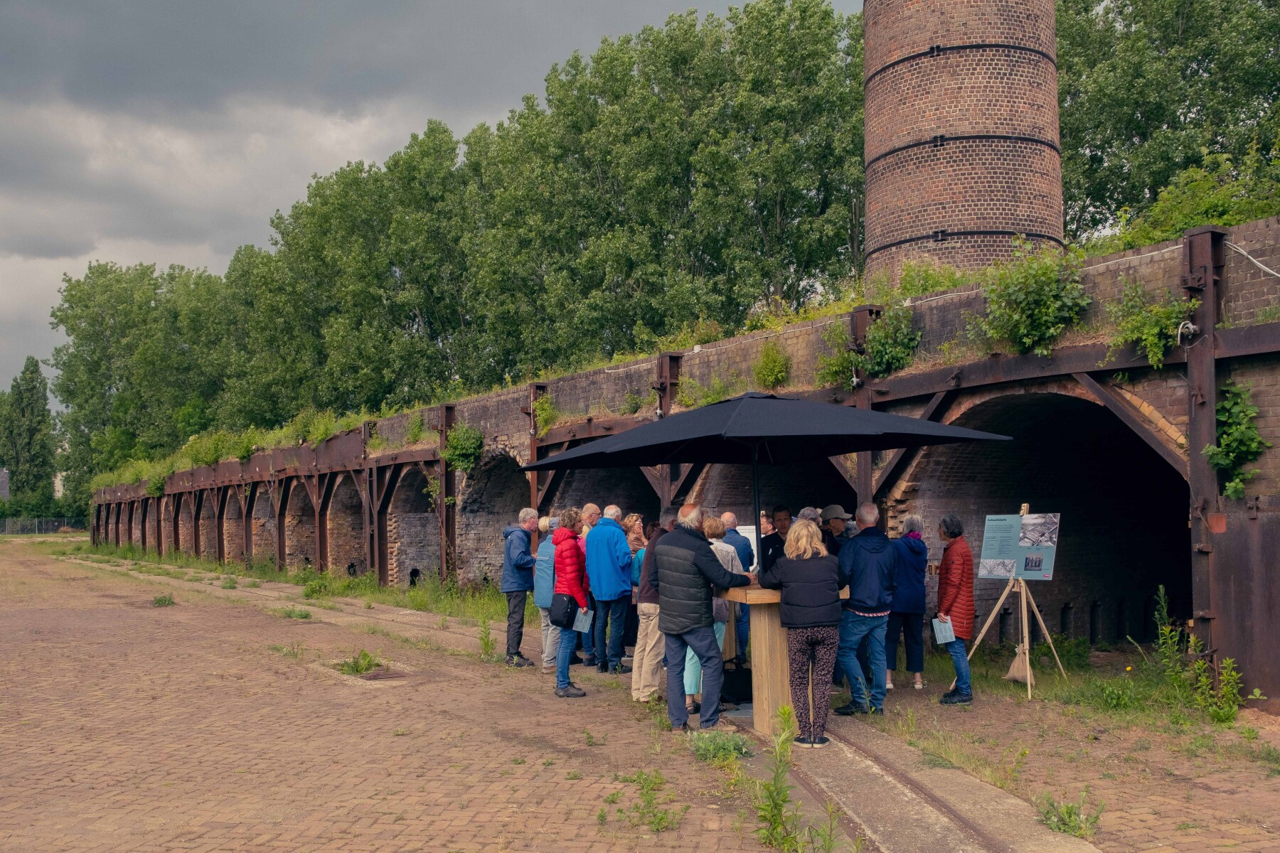 Ruim 200 bezoekers voor informatiewandeling over terrein De Ooij