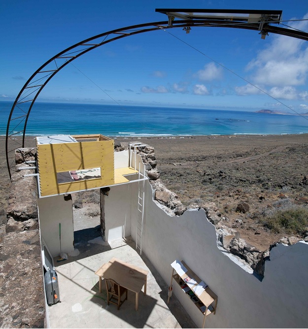 Kunstproject Marieke Schoonderbeek One-Man-10-Days-Settlement-29°13° op Lanzarote